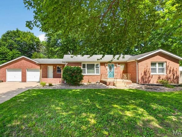 2101 Clark Avenue , Granite City, IL 62040