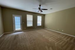 713 Hemingway Circle photo 4