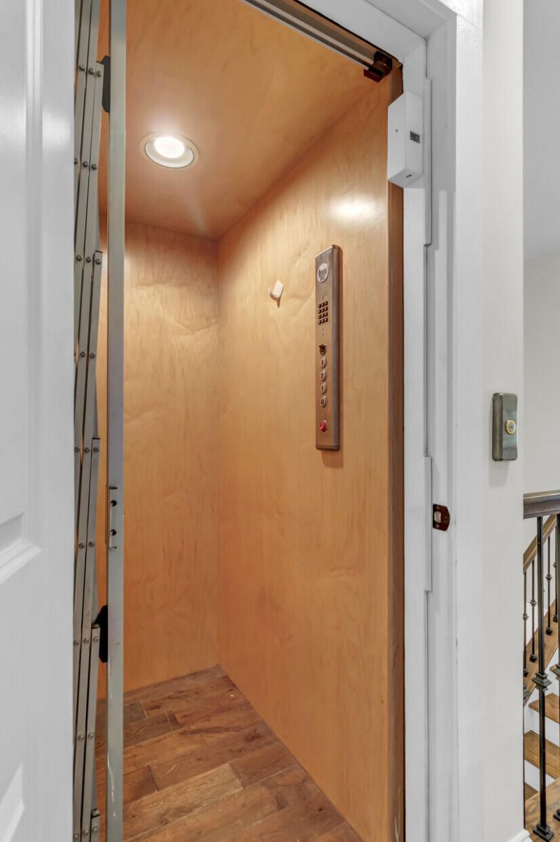 152 Cowrie Court Photo 5