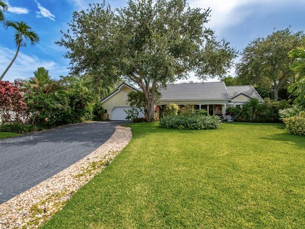 6962 S Grande Drive, Boca Raton, FL 33433