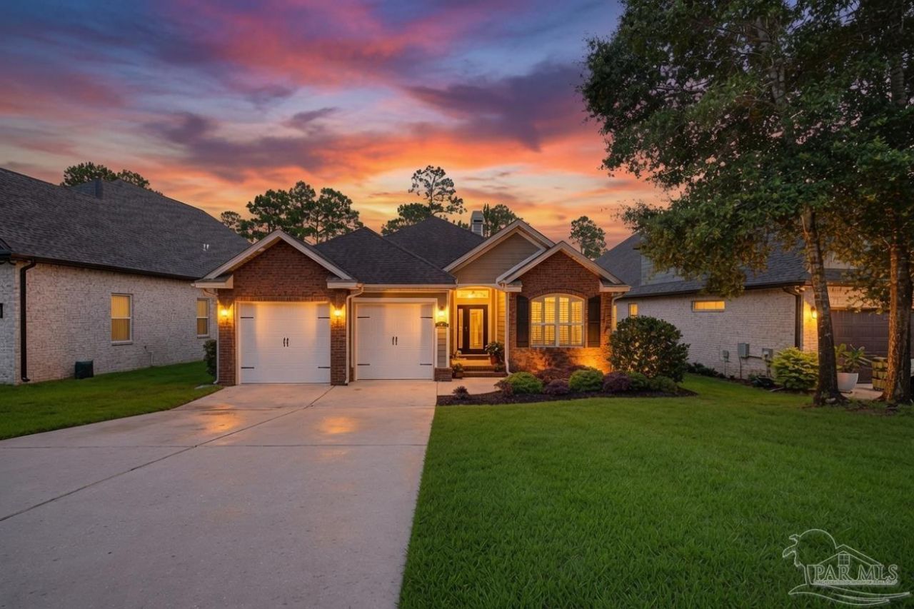 5965 Dahoon Dr, Pensacola, FL 32526 Main Photo