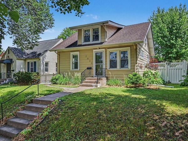 2623 Mckinley Street NE, Minneapolis, MN 55418