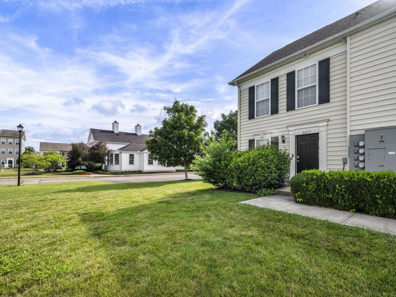 6423 Blue Knoll Drive, Unit 49, Canal Winchester, OH 43110 Photo 3