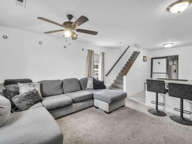 6423 Blue Knoll Drive, Unit 49, Canal Winchester, OH 43110 Photo 5