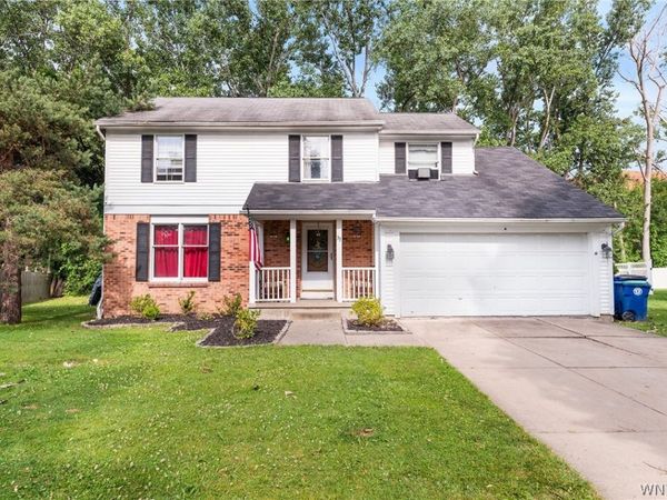 35 Deepwood Court, Buffalo, NY 14228