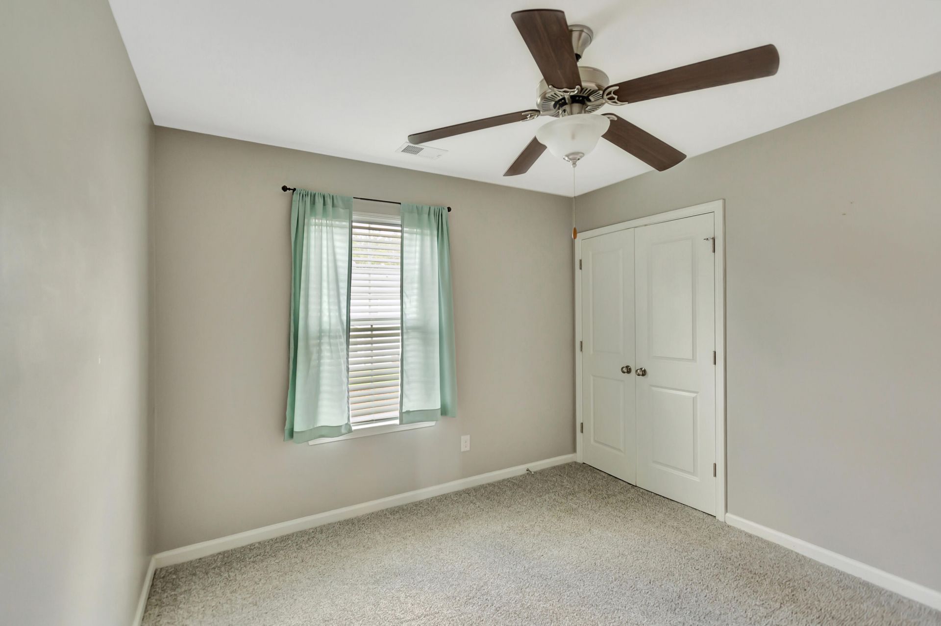 114 Vessey Drive Photo 26