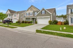114 Vessey Drive photo 4