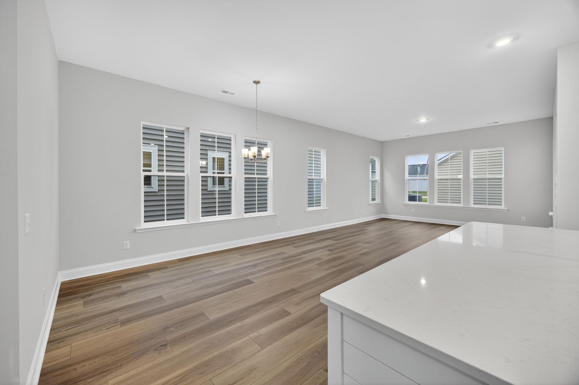 174 Maritime Way Photo 11
