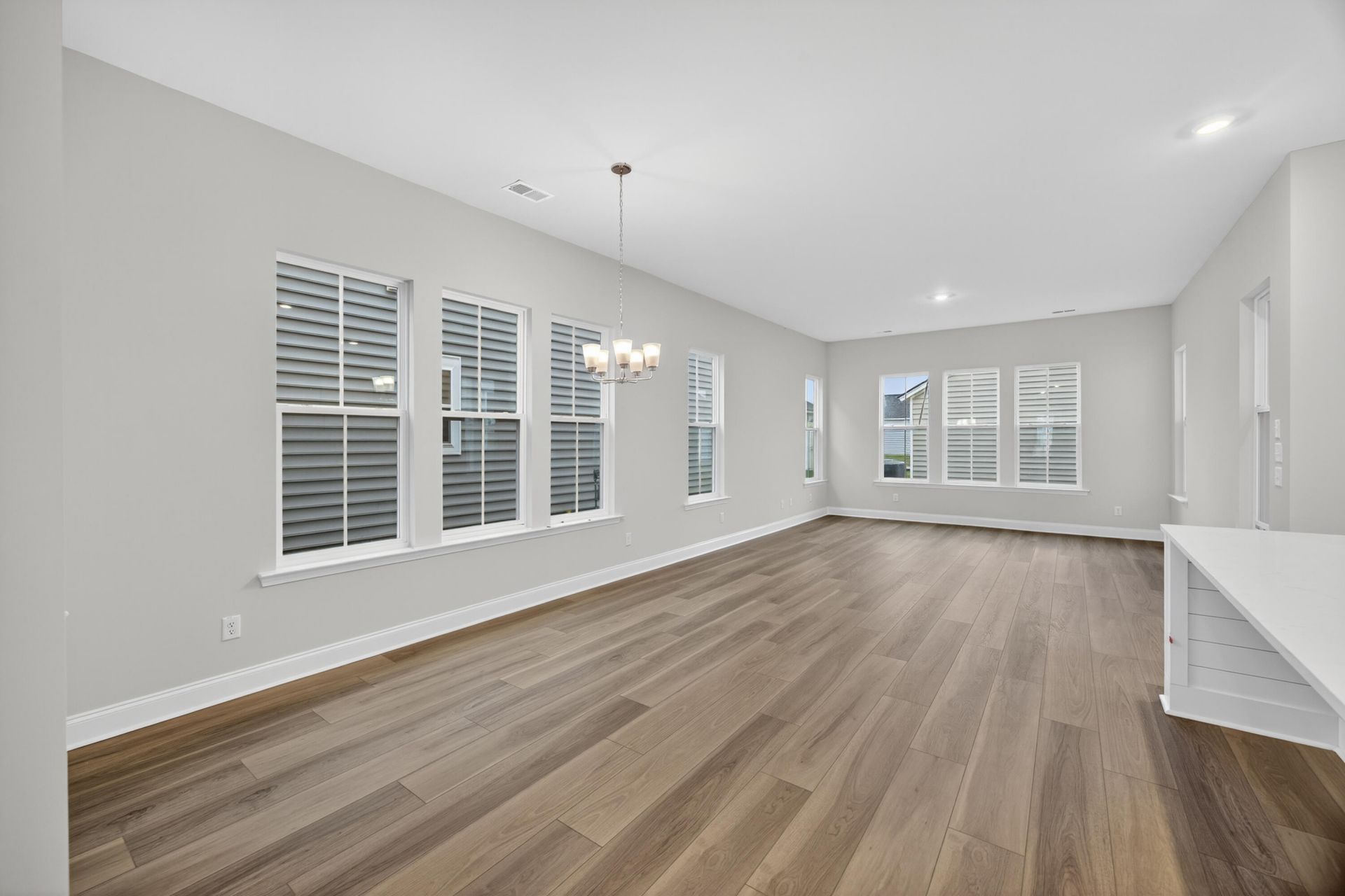 174 Maritime Way Photo 12