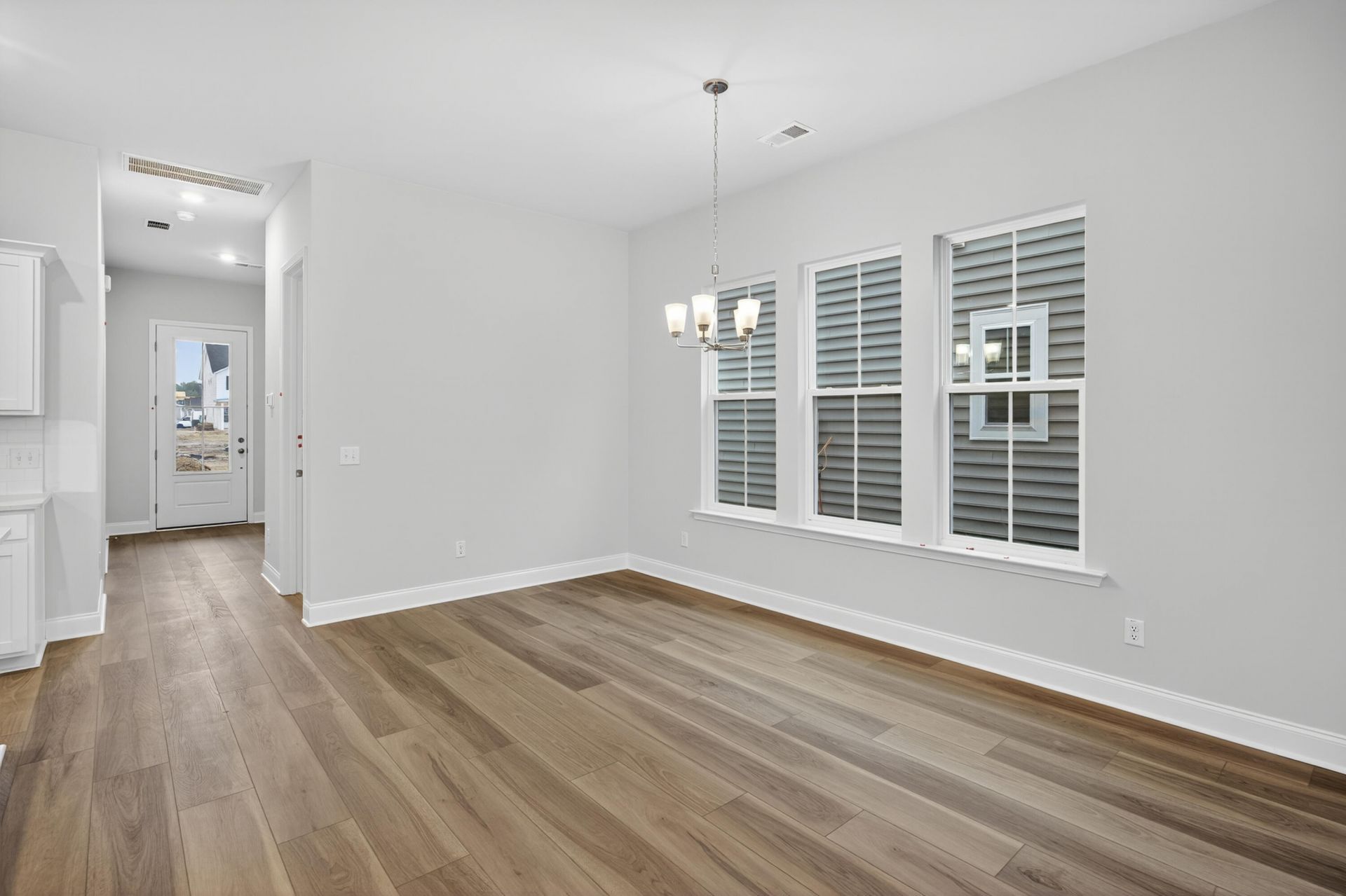 174 Maritime Way Photo 13