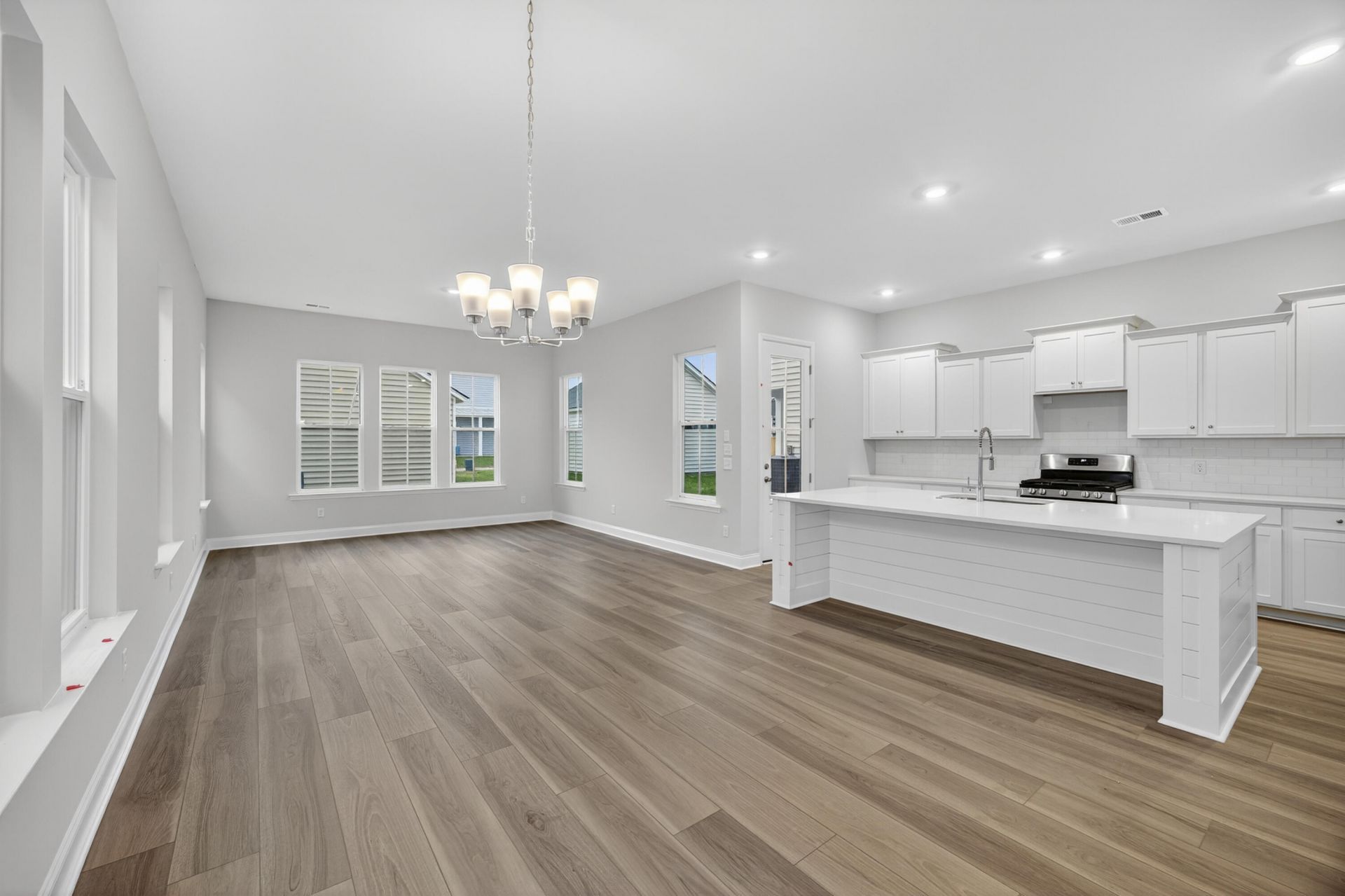 174 Maritime Way Photo 15