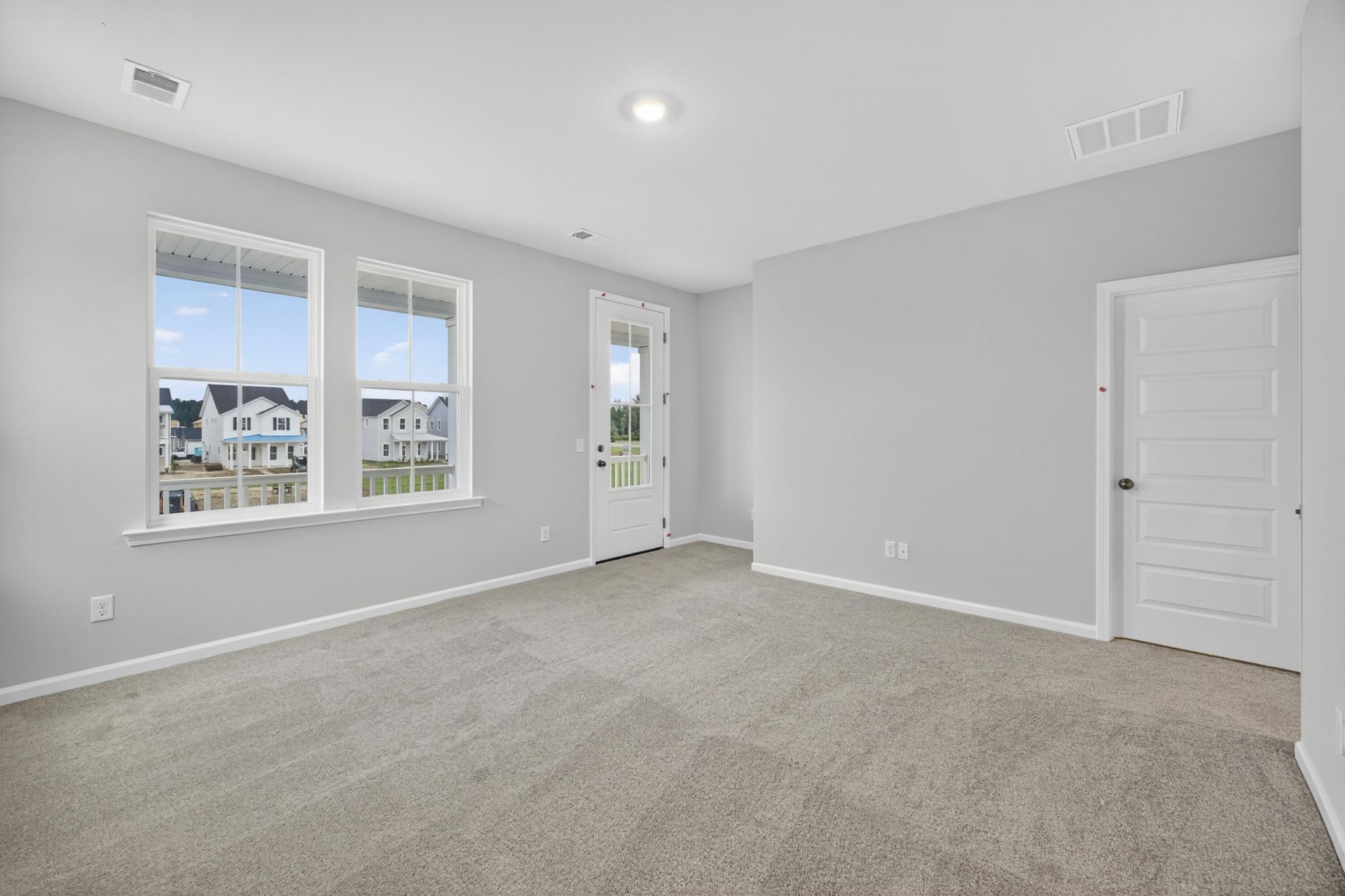 174 Maritime Way Photo 32