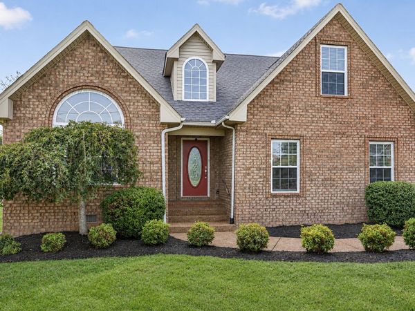 106 Emma Dr, Portland, TN 37148