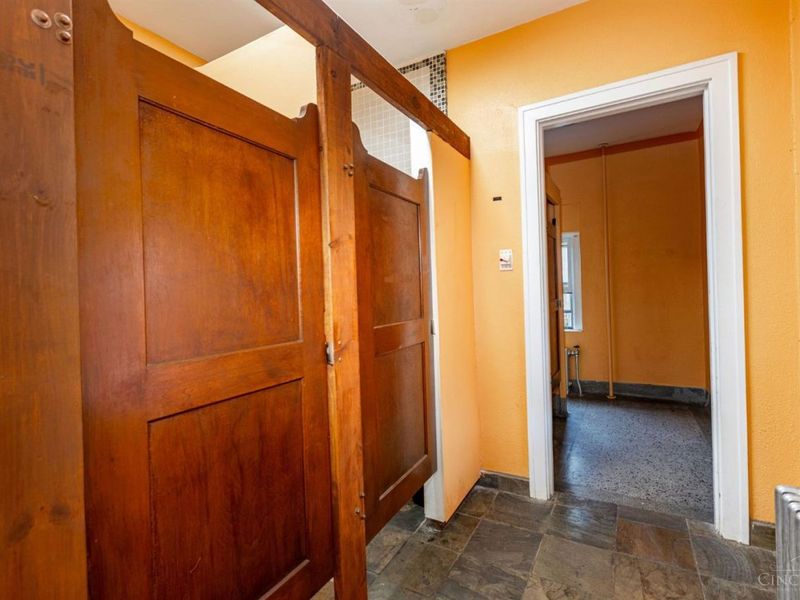 6819 Vine Street, Cincinnati, OH 45216 Photo 29