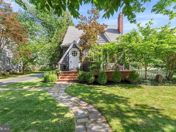 105 LANING AVENUE, PENNINGTON, NJ 08534