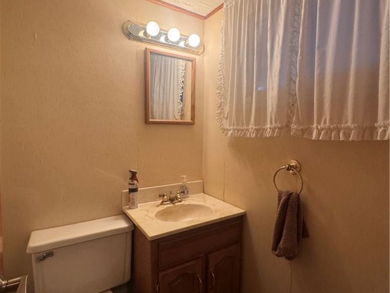407 Edgewood Drive, Marietta, OH 45750 Photo 4