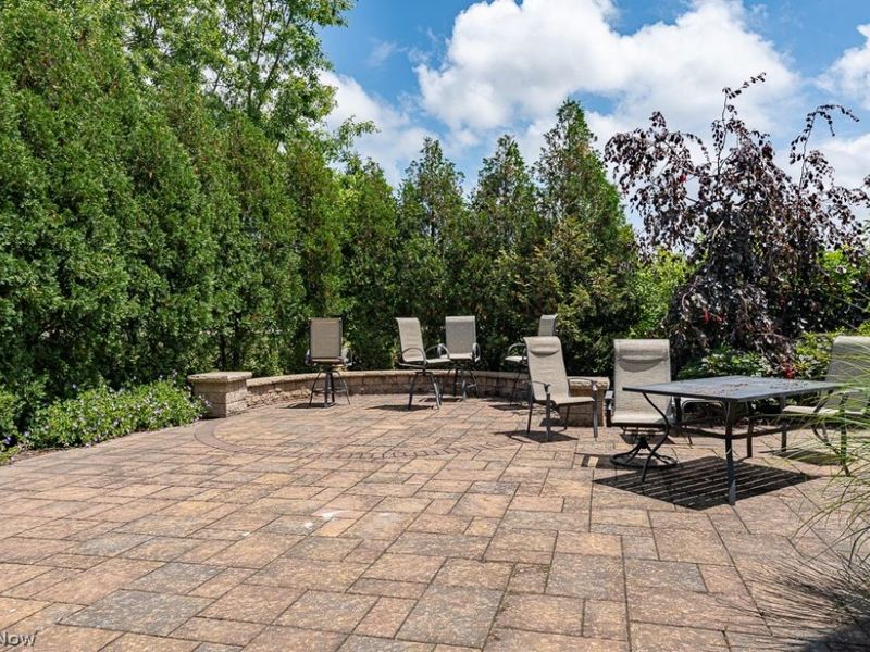 30670 Bainbridge Road, Solon, OH 44139 Photo 10