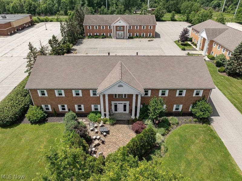 30670 Bainbridge Road, Solon, OH 44139 Photo 12