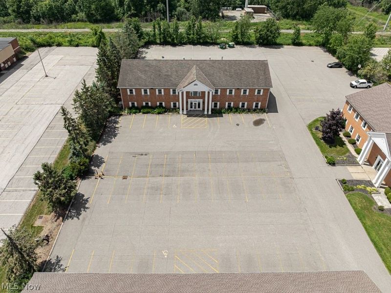 30670 Bainbridge Road, Solon, OH 44139 Photo 13