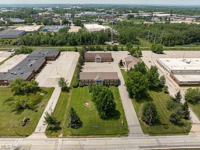 30670 Bainbridge Road, Solon, OH 44139 Photo 19