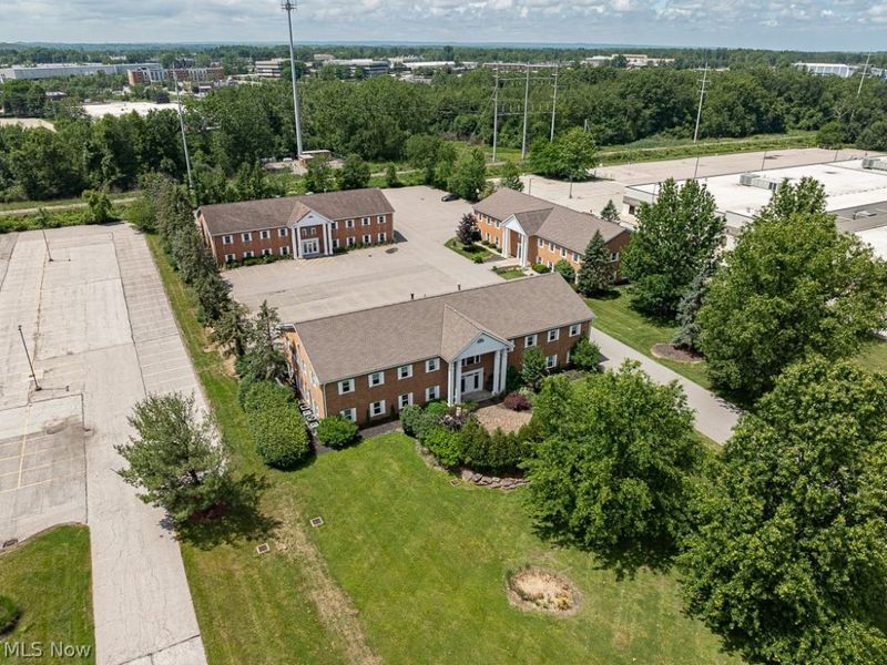 30670 Bainbridge Road, Solon, OH 44139 Photo 21