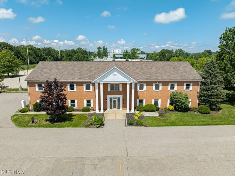 30670 Bainbridge Road, Solon, OH 44139 Photo 7