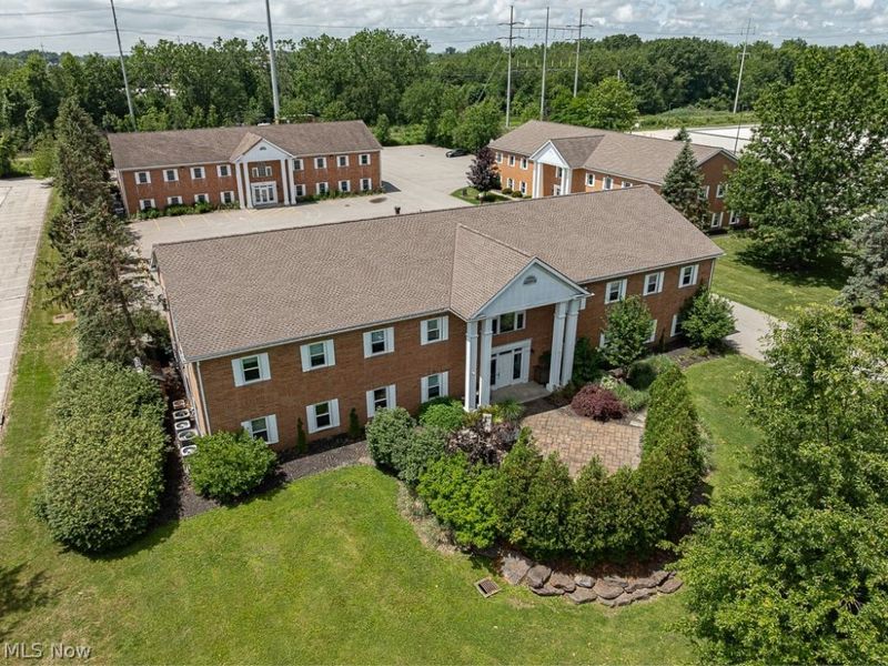 30670 Bainbridge Road, Solon, OH 44139 Photo 8