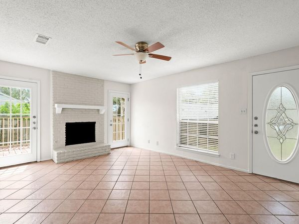 1404 Valleyridge CIR, Unit B, Austin, TX 78704