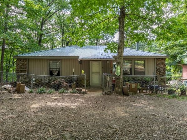 10619 Old Cabin Road , Winslow, AR 72959