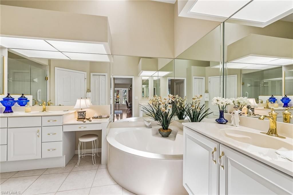 4395 Dover Ct, Unit 303, Naples, FL 34105 Photo