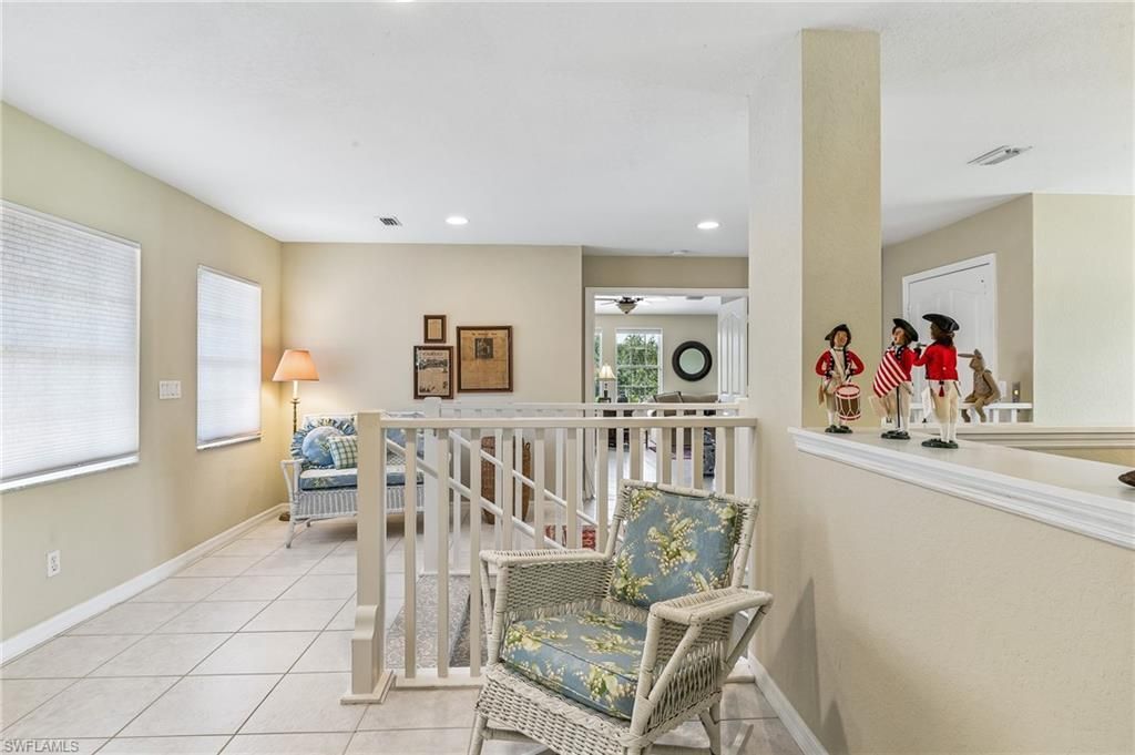 4395 Dover Ct, Unit 303, Naples, FL 34105 Photo