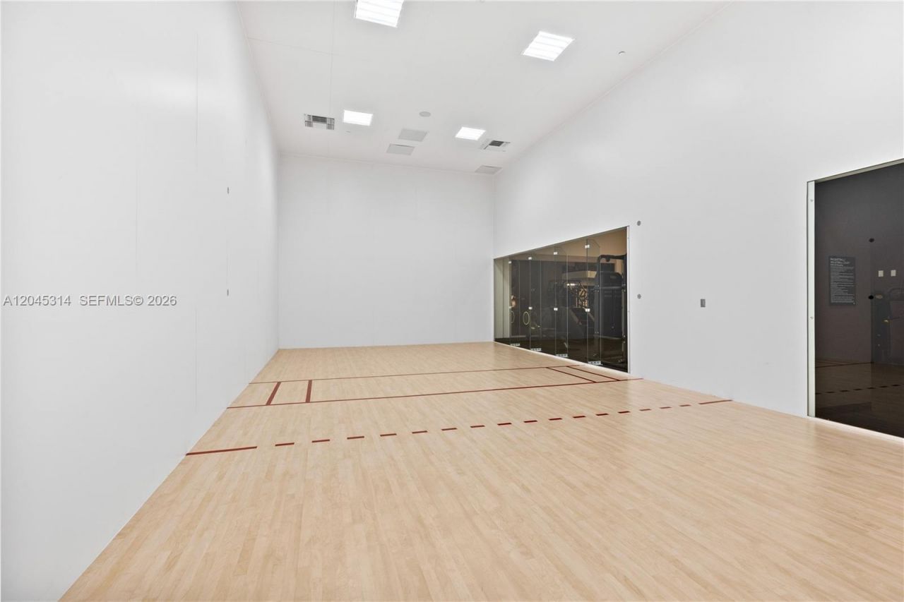 225 N Miami Ave , Unit 1102, Miami, FL 33128 Photo