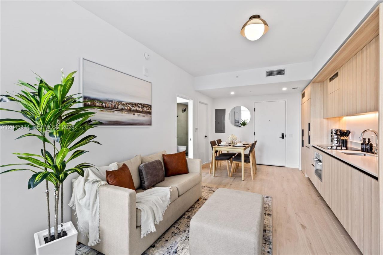 225 N Miami Ave , Unit 1102, Miami, FL 33128 Photo