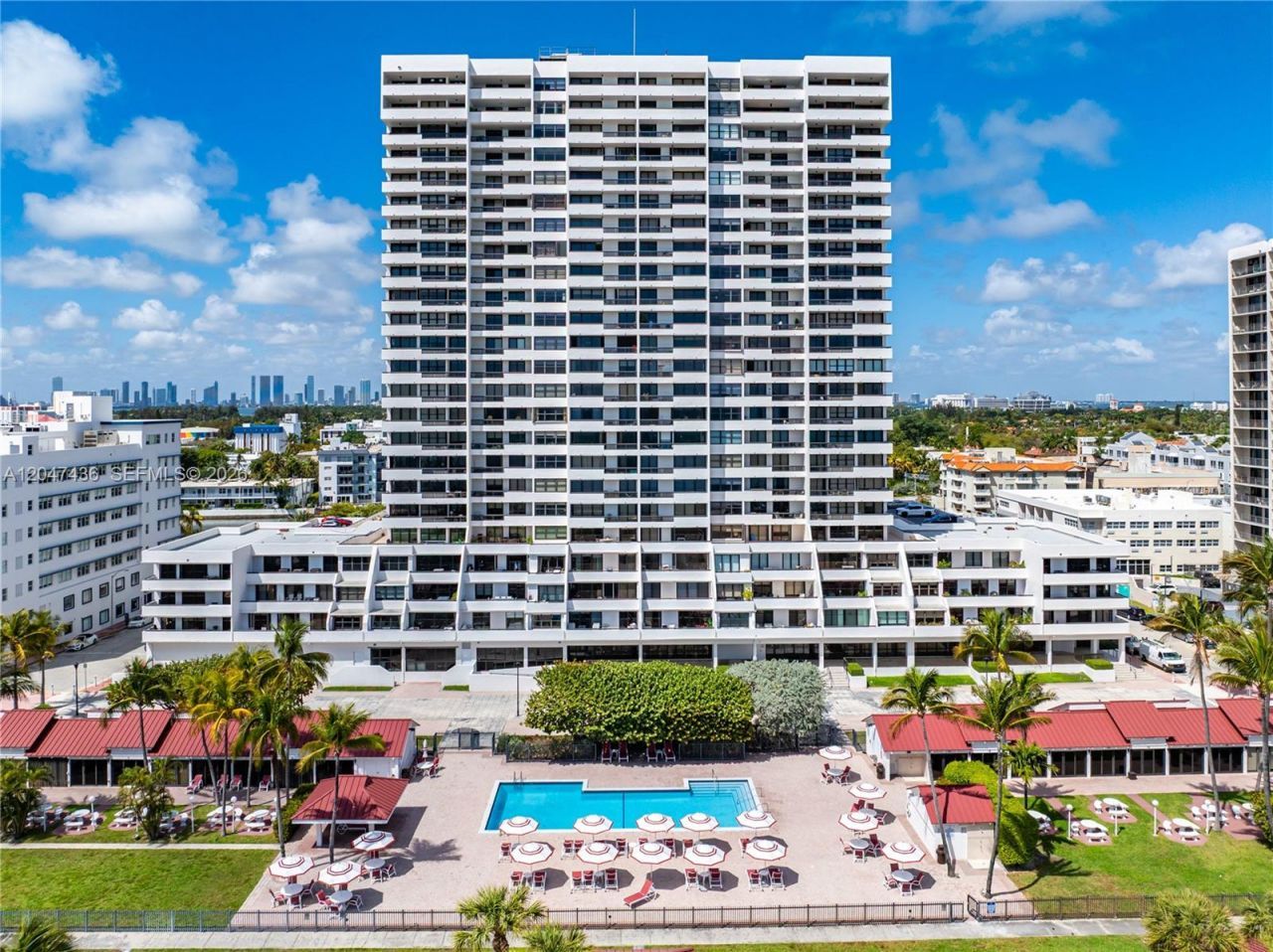 2555 Collins Ave , Unit 706, Miami Beach, FL 33140 Photo