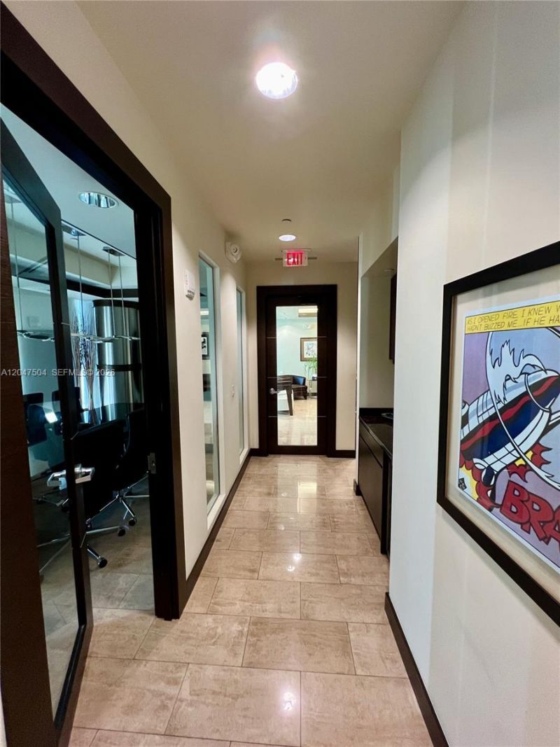 20900 NE 30 Th Ave, Unit 600, Aventura, FL 33180 Photo