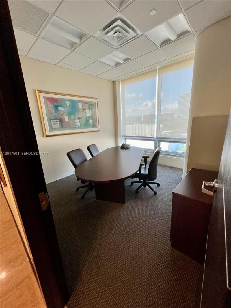 20900 NE 30 Th Ave, Unit 600, Aventura, FL 33180 Photo