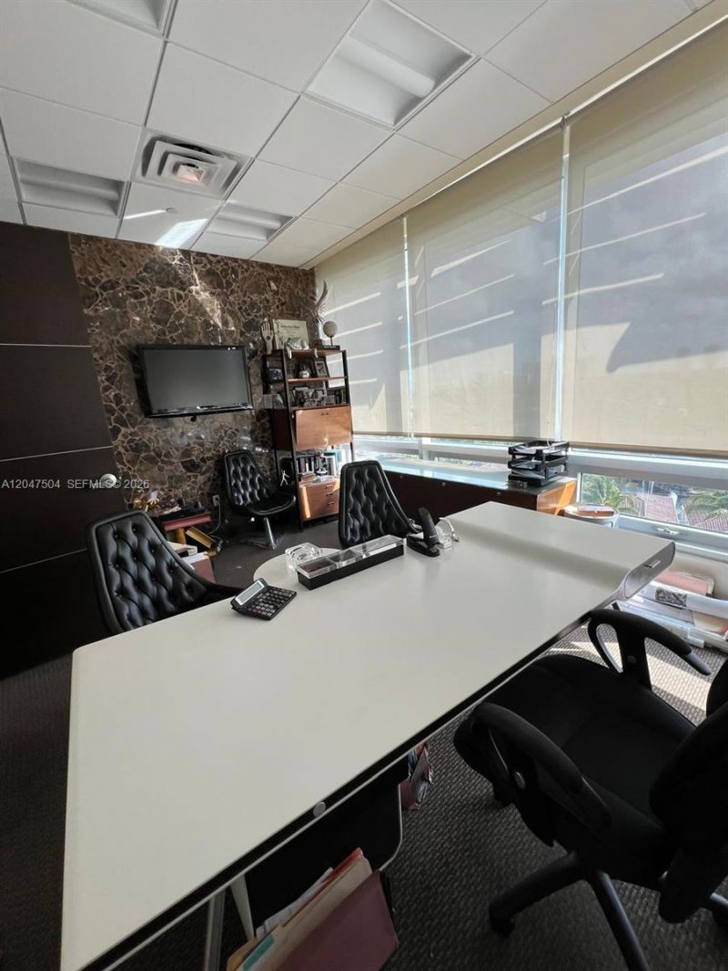 20900 NE 30 Th Ave, Unit 600, Aventura, FL 33180 Photo