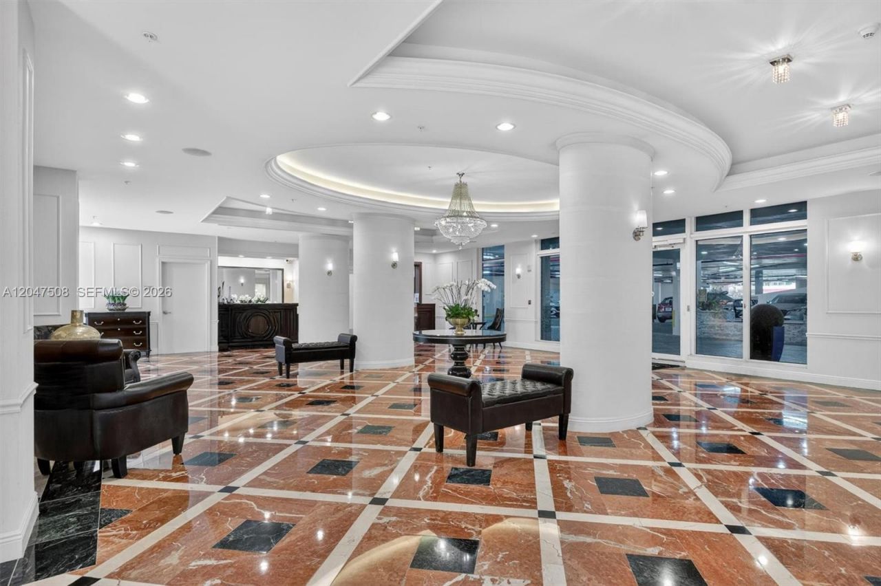 3232 SW 22nd Ter, Unit 903, Miami, FL 33145 Photo