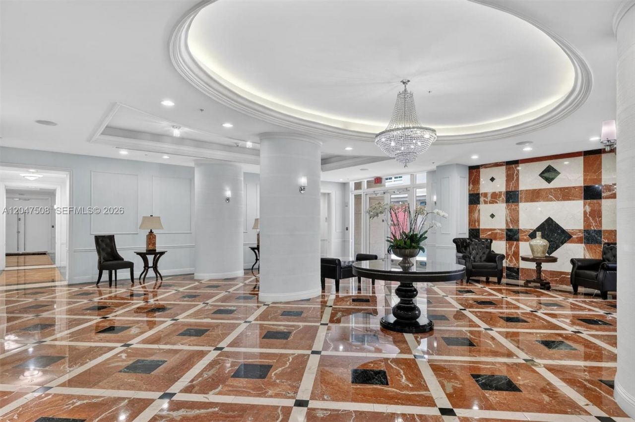 3232 SW 22nd Ter, Unit 903, Miami, FL 33145 Photo