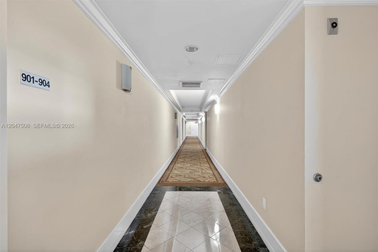 3232 SW 22nd Ter, Unit 903, Miami, FL 33145 Photo