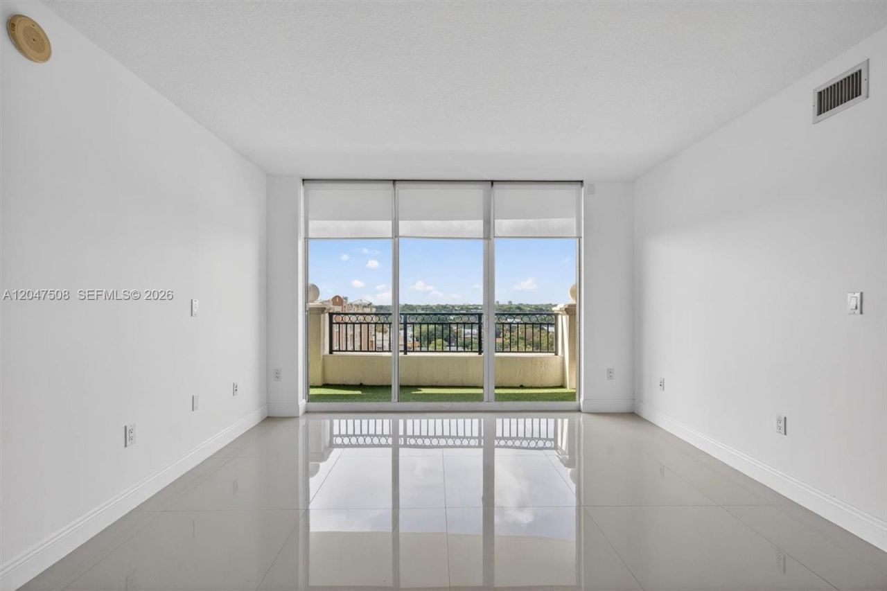 3232 SW Coral Way, Unit 903, Miami, FL 33145 Photo