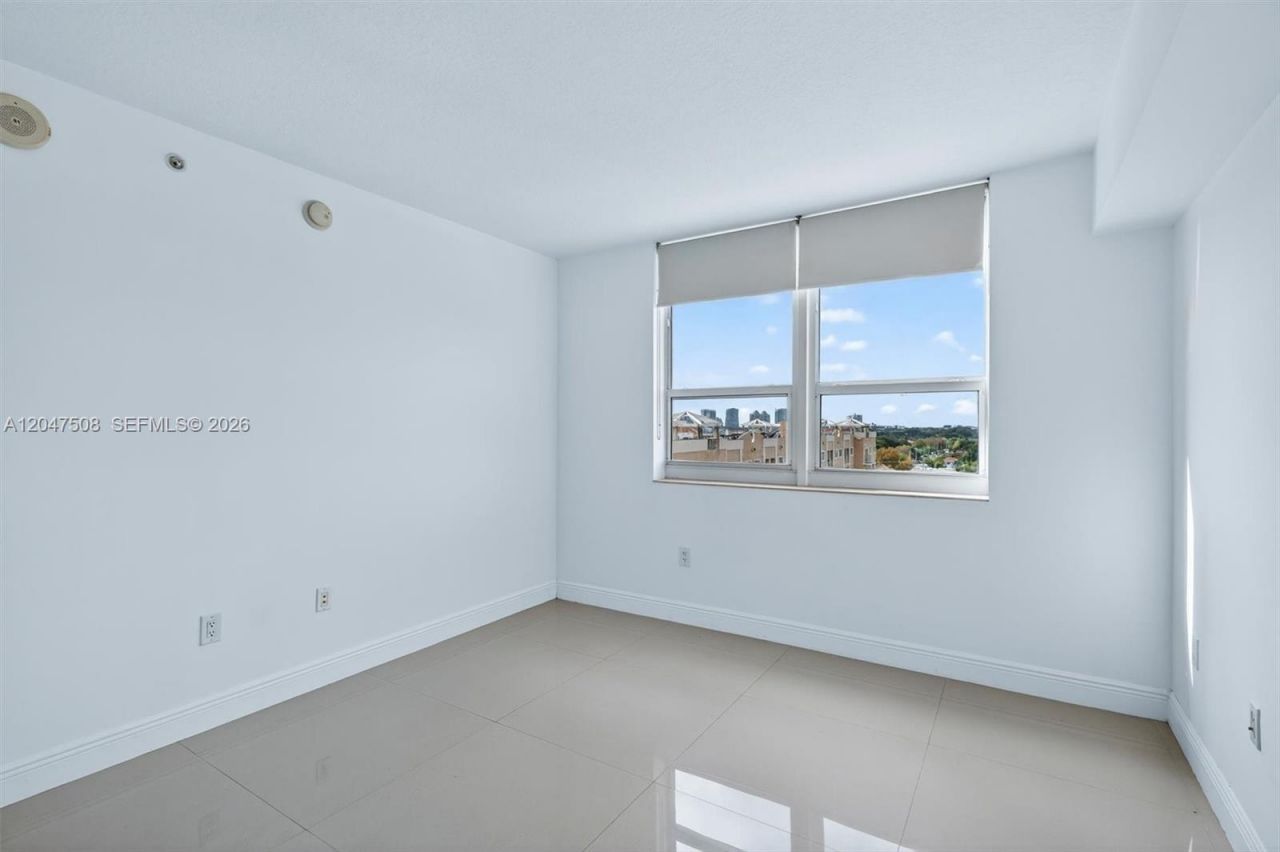 3232 SW Coral Way, Unit 903, Miami, FL 33145 Photo