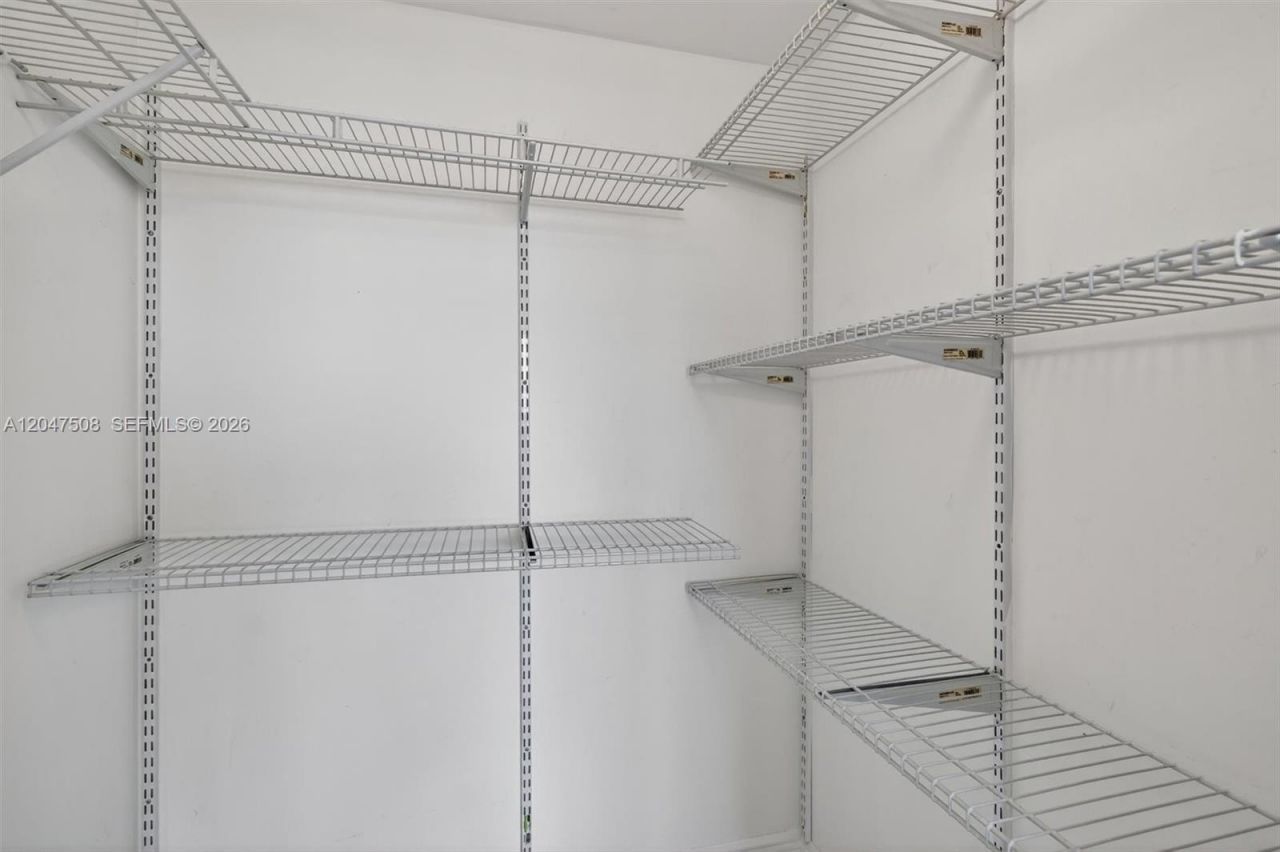 3232 SW 22nd Ter, Unit 903, Miami, FL 33145 Photo