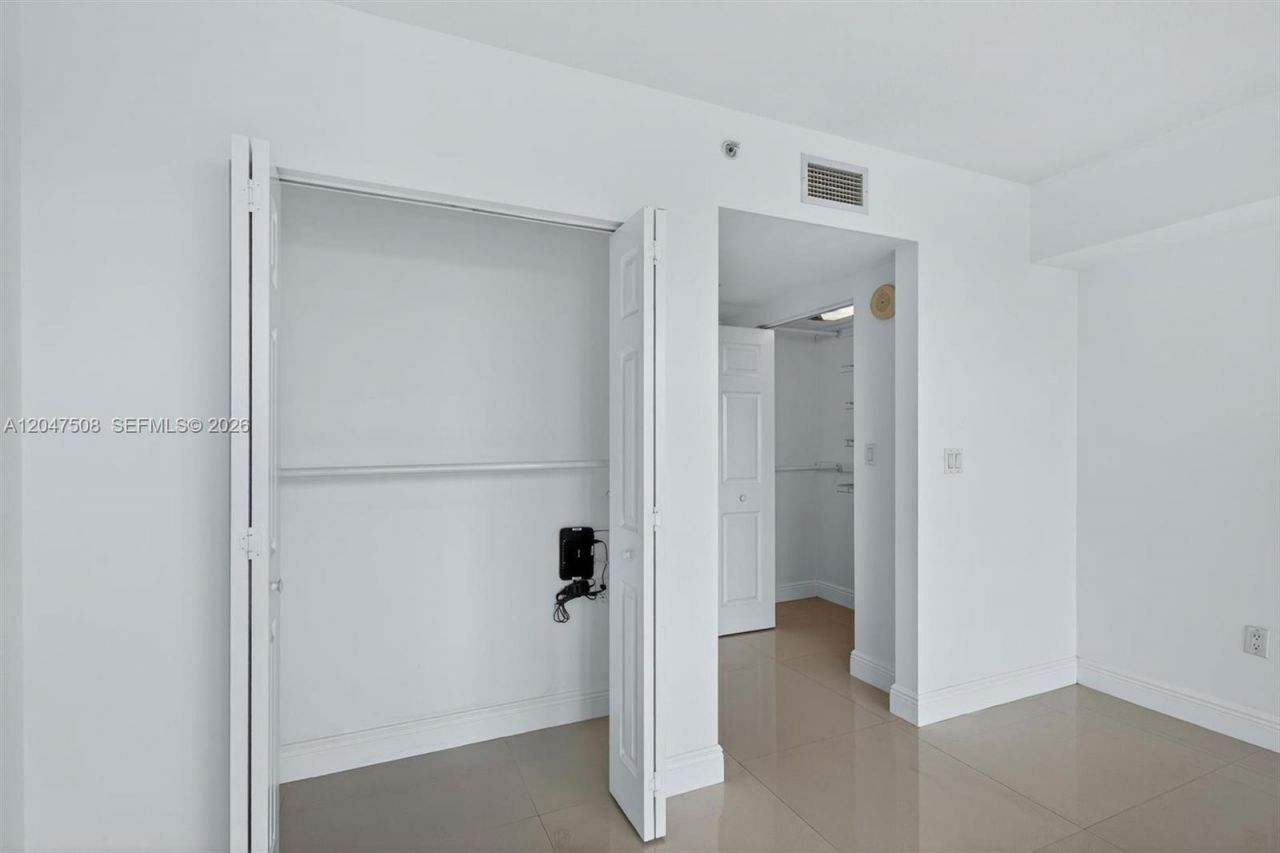 3232 SW Coral Way, Unit 903, Miami, FL 33145 Photo