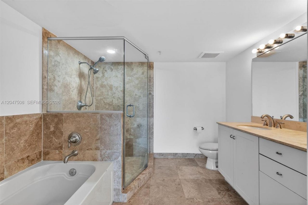 3232 SW Coral Way, Unit 903, Miami, FL 33145 Photo