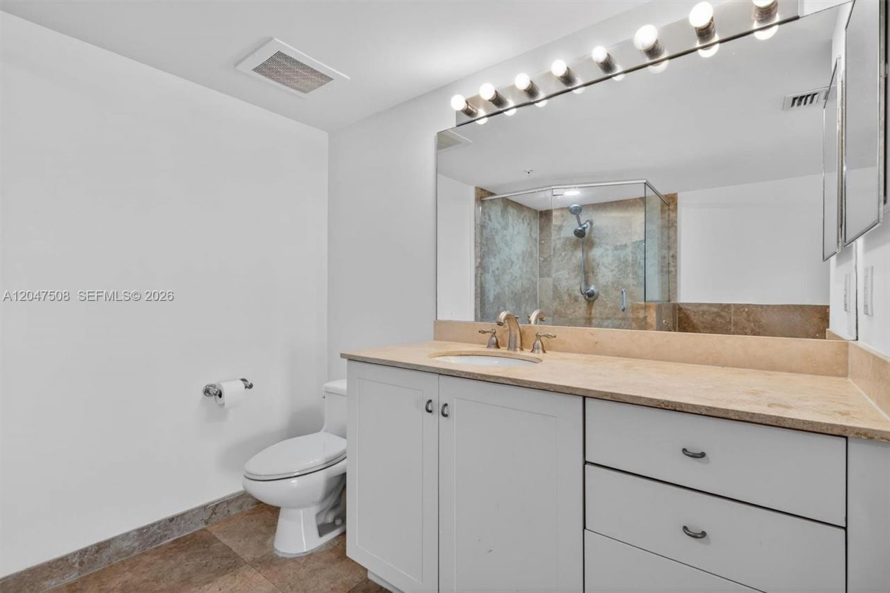 3232 SW Coral Way, Unit 903, Miami, FL 33145 Photo
