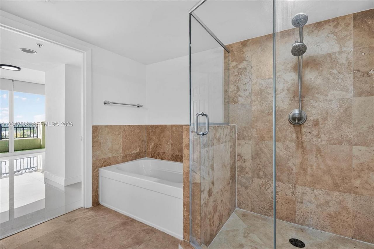 3232 SW Coral Way, Unit 903, Miami, FL 33145 Photo