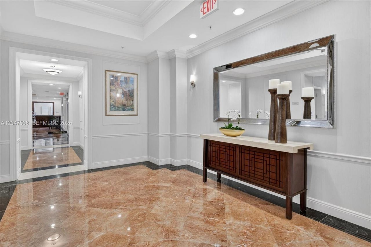 3232 SW Coral Way, Unit 903, Miami, FL 33145 Photo