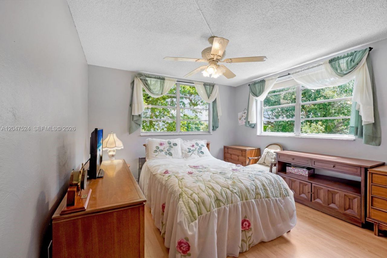 7000 NW 17th St, Unit 303, Plantation, FL 33313 Photo