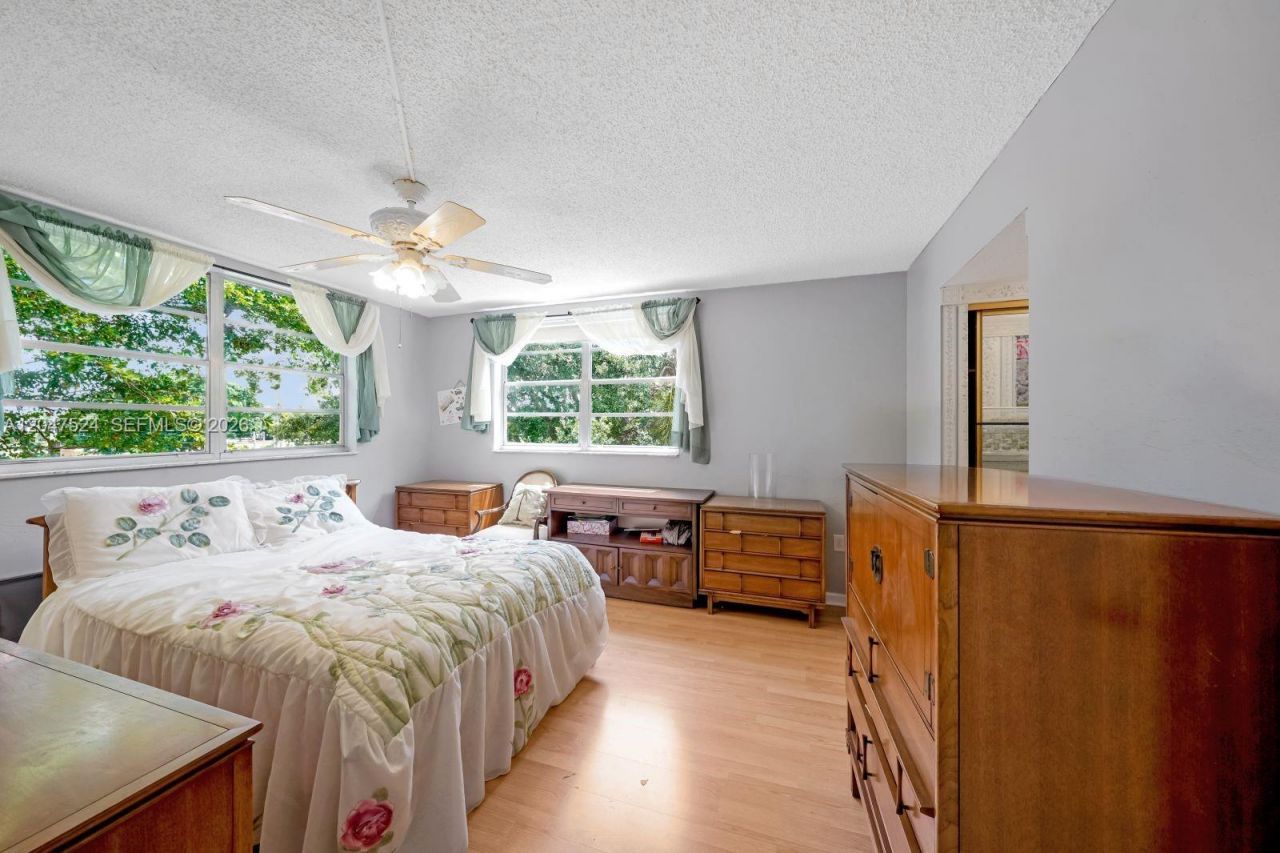 7000 NW 17th St, Unit 303, Plantation, FL 33313 Photo